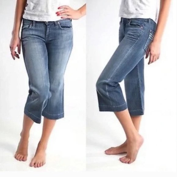 7 For All Mankind Dojo Cropped Capri Flare Leg Distressed Jeans Size 27 - Picture 1 of 15